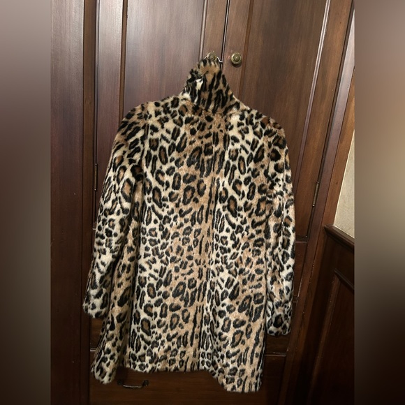 Topshop Cheetah Faux Fur Coat - Picture 3 of 3